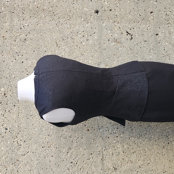 Tahari black pencil dress with peplum - Picture 14 of 14